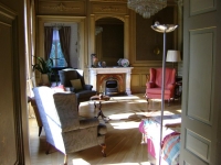 DSC00009 (Large).JPG